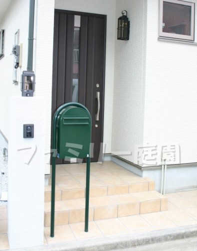 おしゃれ郵便ポスト ボビ(マックスノブロック) おしゃれ郵便ポスト ボビ(マックスノブロック)